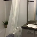 : T2 Avec Clim, Piscine&parking Au Port - Fr-1-335-190 Appartement *