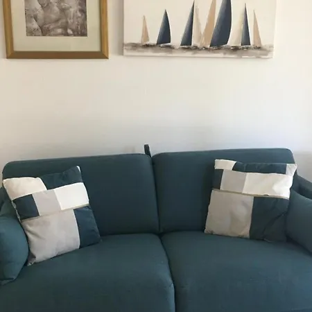 : T2 Avec Clim, Piscine & Parking Au Port - Fr-1-335-190 Hyères