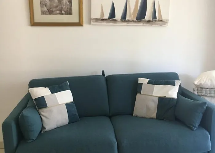 : T2 Avec Clim, Piscine & Parking Au Port - Fr-1-335-190 Hyères